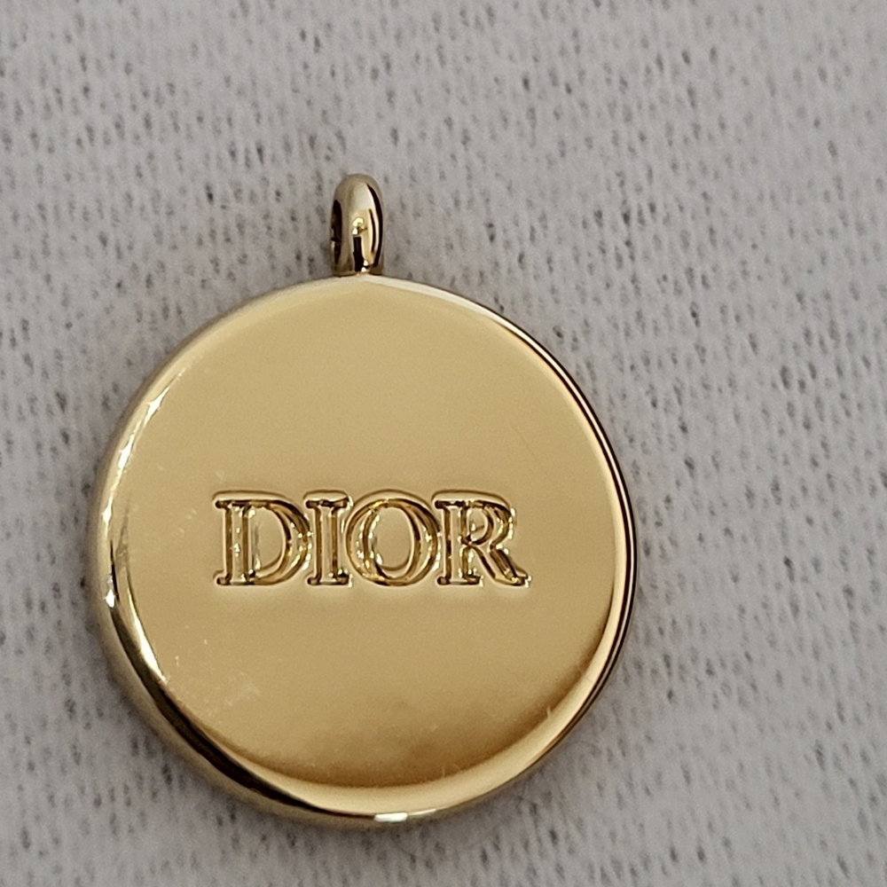 Dior Ja'dore NWOB Gold Tone Pendent With White Fragrance Stone 8mm - Picture 11 of 12